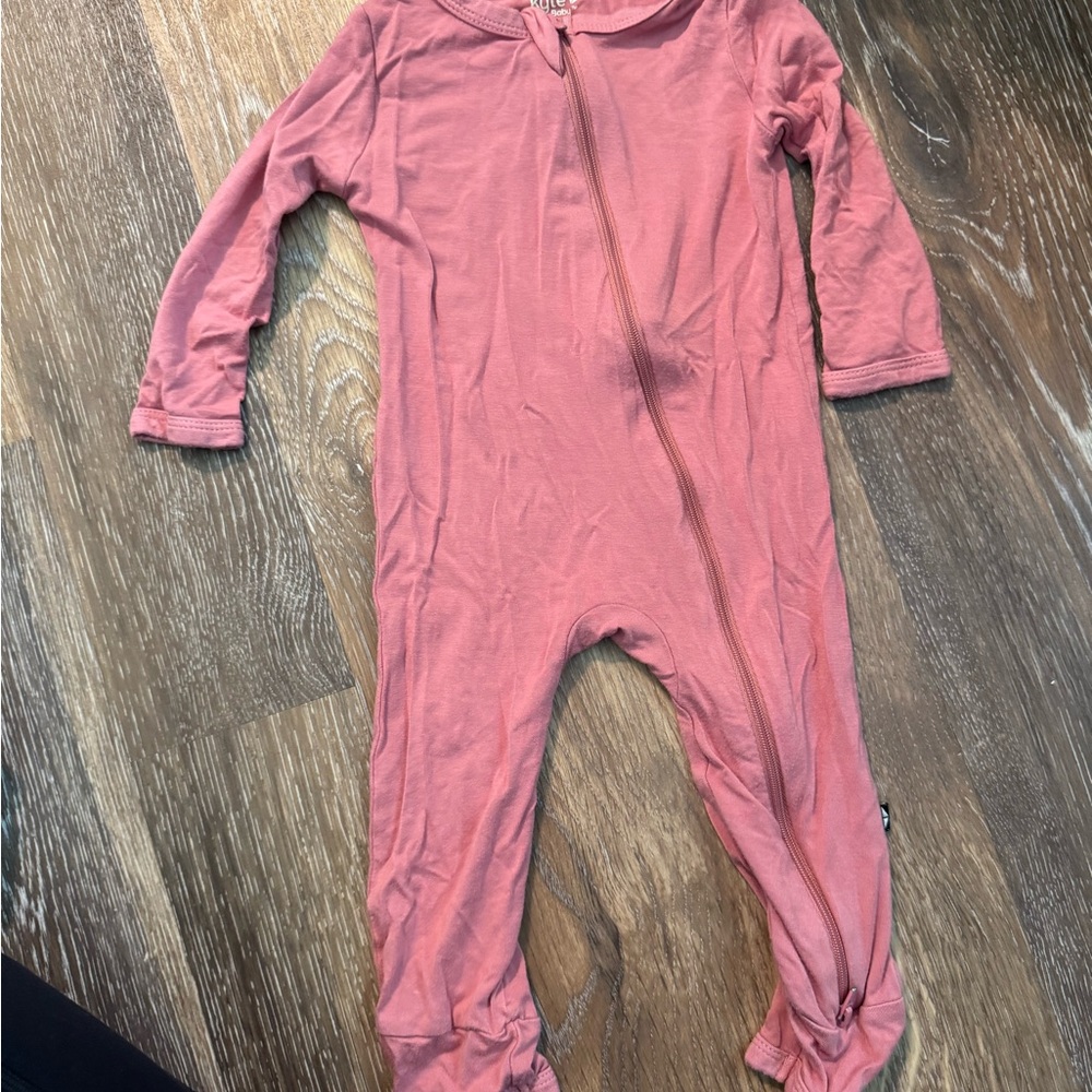 Kyte BABY Pink Footies One Piece Soft Stretchy Sleepwear